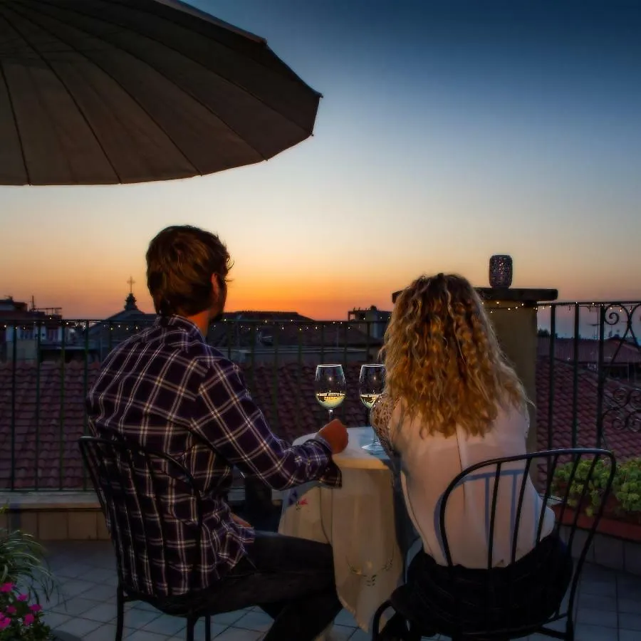 B&B Buonfiglio Cicconcelli - Terrazza Panoramica Frascati Bed & Breakfast